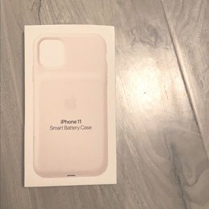Apple iPhone 11 Smart Battery Case White